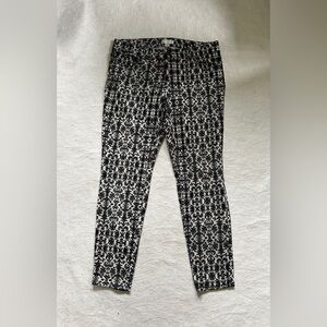 Women’s pants by Forever 21 - beige with black pattern - super comfy - size 16